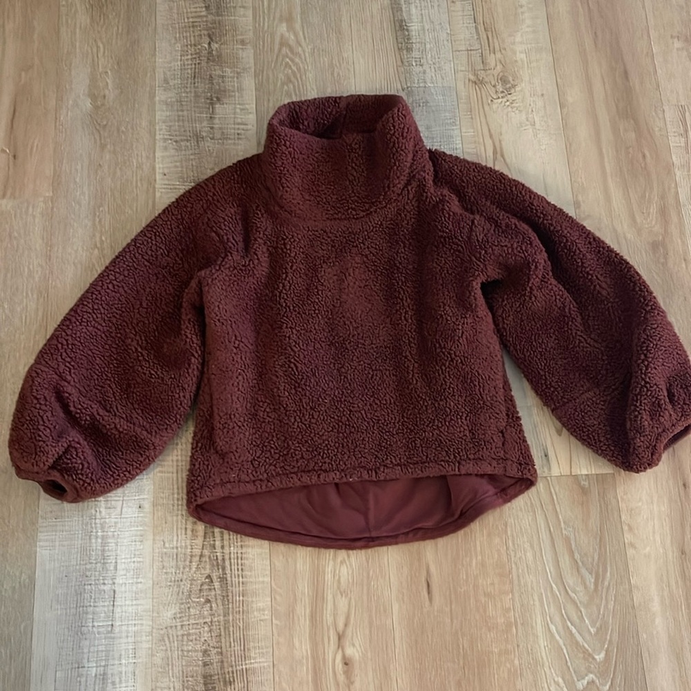 Lululemon Fleece Turtleneck Size 8